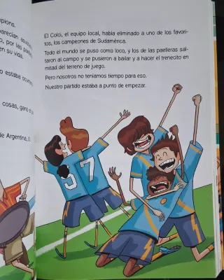 Los Futbolísimos 2: El misterio de los siete go...