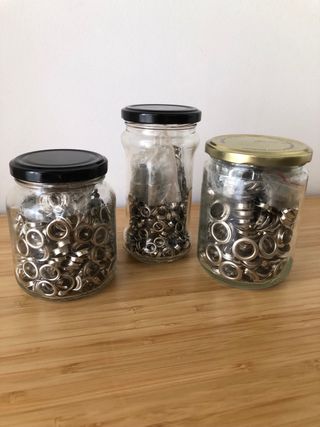 Prensa para remaches y corchetes