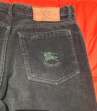 Pantalón de pana verde Burberrys