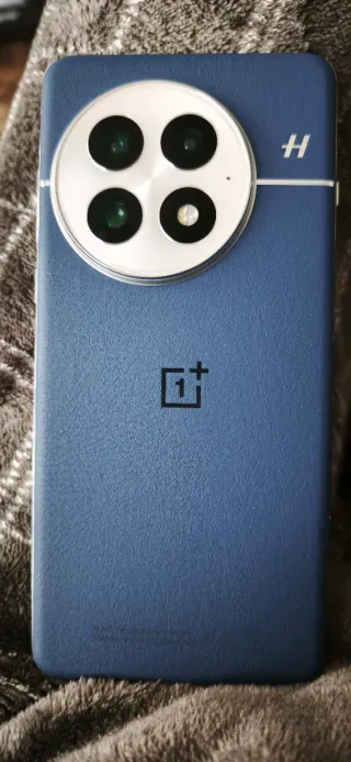 OnePlus 13 16GB RAM 512GB ROM