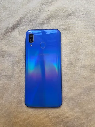 Samsung A40