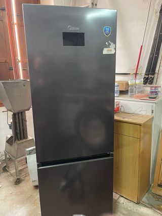 Frigorífico Combi Midea Nuevo
