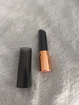 Pintalabios Astor Negro y Dorado