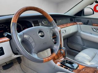 Kia Opirus 3.5 203CV