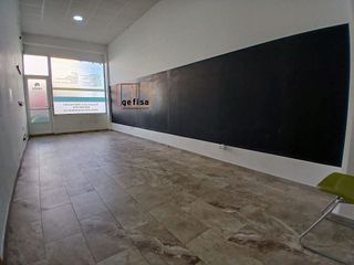 Local comercial en alquiler en Valdepeñas