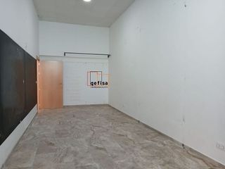 Local comercial en alquiler en Valdepeñas