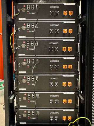 7 Baterías Pylontech US3000C