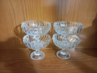Set de 4 copas de cristal tallado