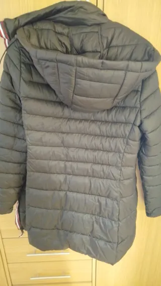 abrigo acolchado mujer negro