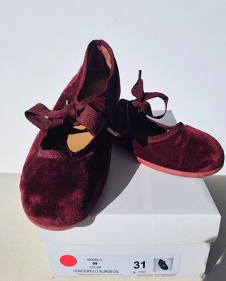 Mocasin terciopelo burdeos lazo