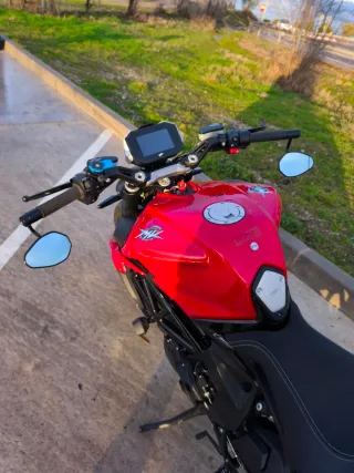 MV Agusta Dragster 800 R A2