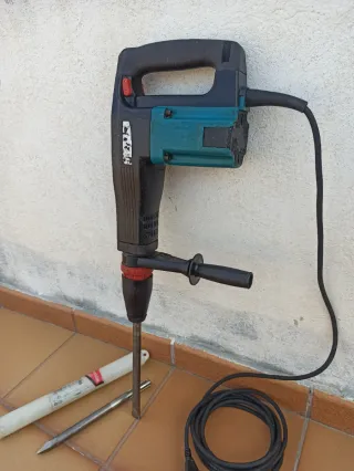 Martillo Makita HM1100