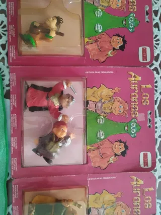 Figuras Los Aurones Comansi PVC