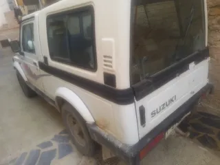 Suzuki Samurai 1996