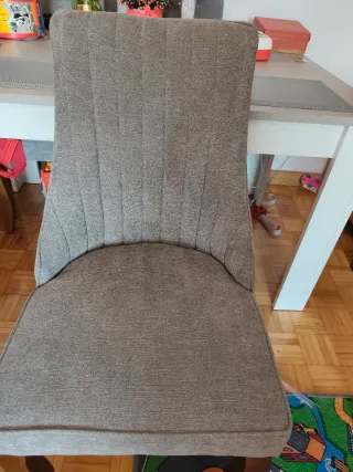 6 Sillas de comedor tapizadas