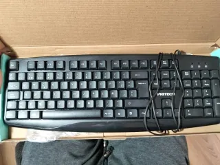 Teclado con Cable USB + ratón USB