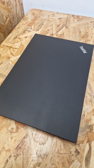 Portátil Lenovo P14s i7 10th 16Gb 256M2 14'' Win11