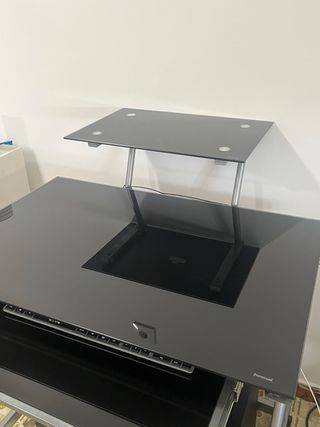 Mesa de ordenador cristal y metal