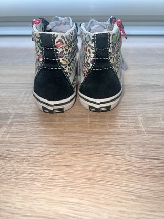 Zapatillas Vans y Converse Talla 30