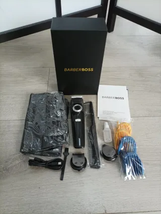 Kit Aseo Facial 3 en 1 BarberBoss QR-6086 Cortapel