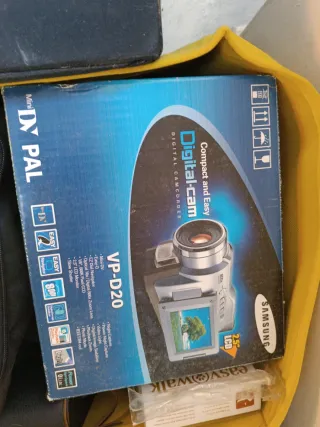 Videocámara Samsung VP-D20 Mini-DV PAL