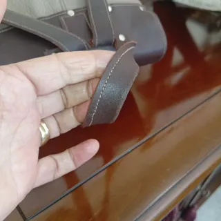 Mochila de cuero y piel