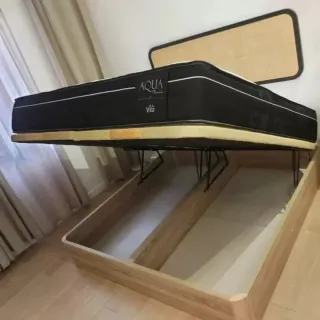 Canape abatible, somier, base tapizada y colchones