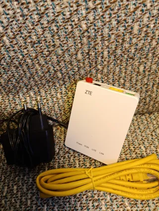 Router ONT GPON ZTE ZXHN F601 Fibra Óptica