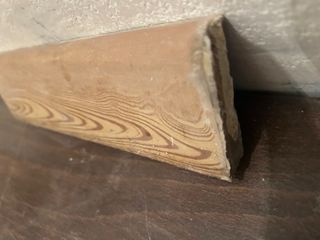Rodapiés cerámicos imitación madera