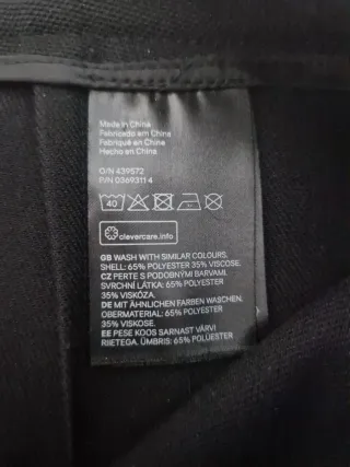 Falda mini H&M negra Talla 42