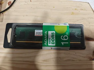 ADATA 16GB DDR5 4800MHz RAM Nueva
