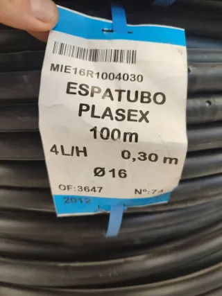 LIQUIDACIÓN Tubo Riego 16Ø con gotero integrado