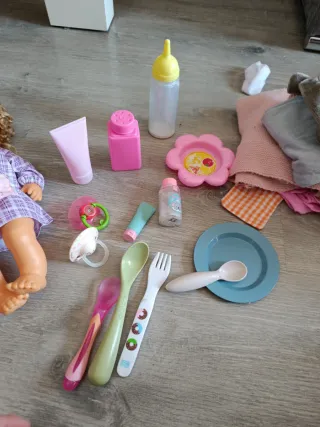 Muñeca Nenuco con accesorios