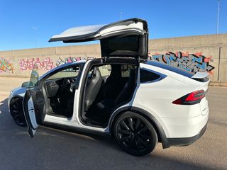 Tesla Model X 2017