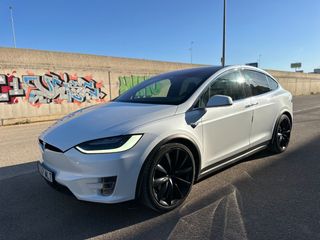 Tesla Model X 2017