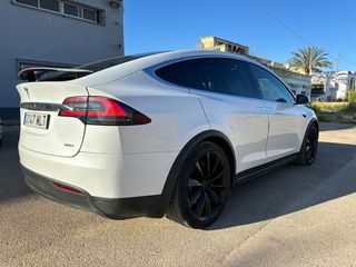 Tesla Model X 2017