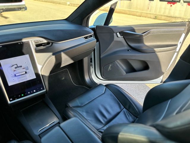 Tesla Model X 2017