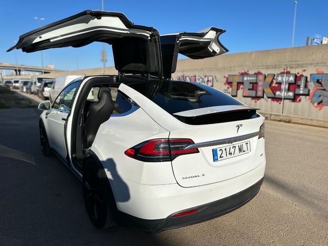 Tesla Model X 2017