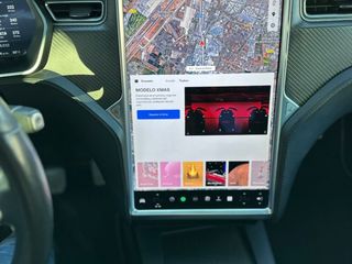 Tesla Model X 2017