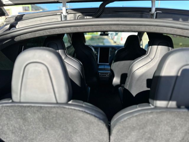 Tesla Model X 2017