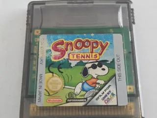 Snoopy Tennis Game Boy Color
