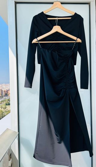 Conjunto falda midi y top negro