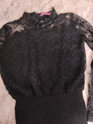 Blusa elegante encaje transparente