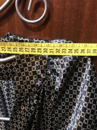 Vestido Zara Basic efecto raso estampado Talla L