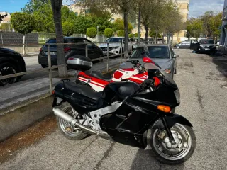 2 Kawasaki ZX10 Tomcat (Negro y Rojo)