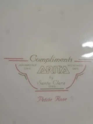 Platos Santa Clara loza rosa y blanco