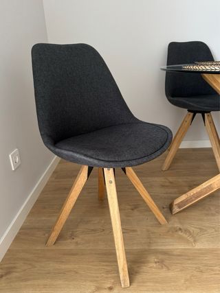 Set Mesa redonda cristal ø119 cm + 4 sillas madera