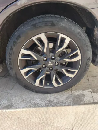 Llantas con neumáticos 225/55R18