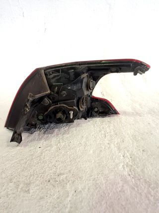 PILOTO TRASERO IZQUIERDO PEUGEOT 308 779916