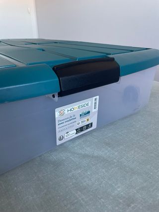 Caja bajo cama con ruedas